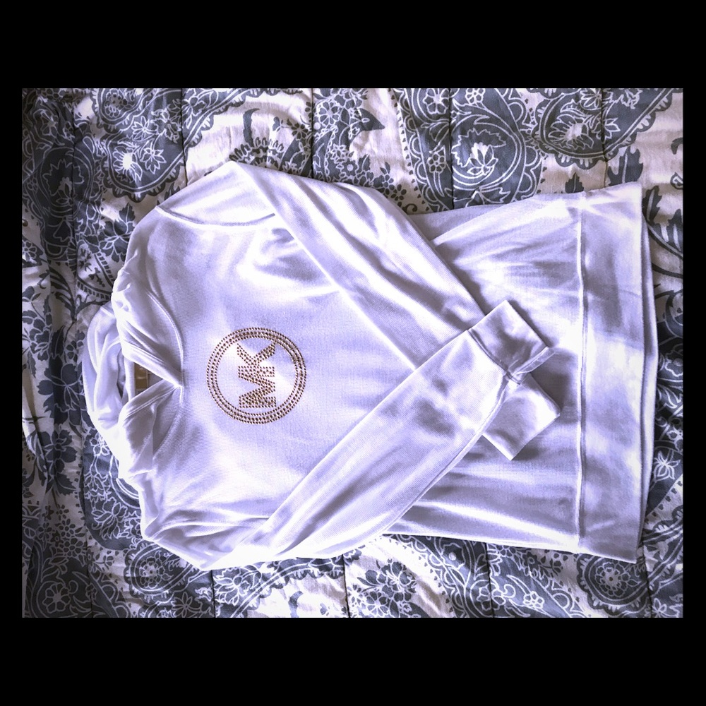 Comfortable, lightweight hooded sweater